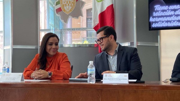 Titular de Recursos Humanos del Congreso cuenta con cédula y cursa posgrado: Secretaría de Administración