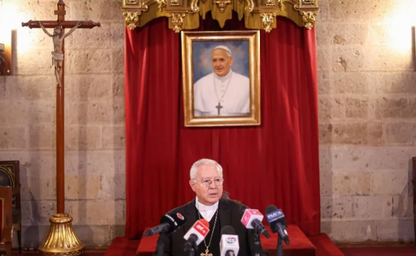 Cardenal de Guadalajara llama a buscar el diálogo con EU para contrarrestar efectos de aranceles