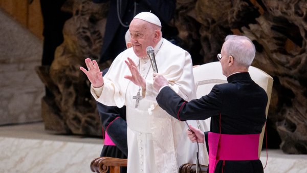 El papa Francisco sufre un nuevo problema de salud