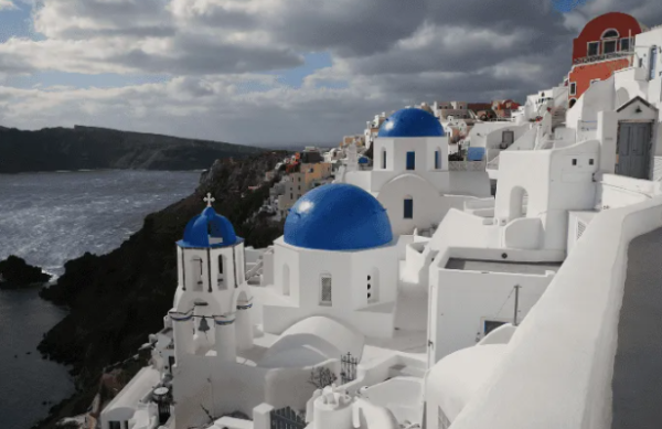 Grecia declara estado de emergencia en Santorini por sismos