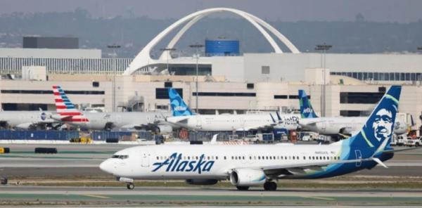 Desaparece un avión con 10 pasajeros en Alaska; rescatistas buscan por tierra