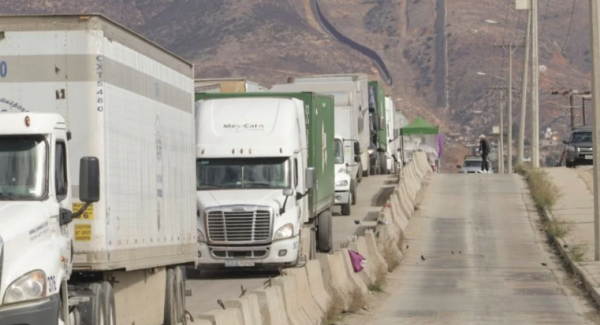 Exportadores en México esperan hasta ocho horas en Tijuana para cruzar a Estados Unidos por nuevas revisiones a exportaciones