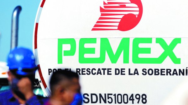 Pemex desembolsó 5,544 millones de pesos por costo financiero ante deuda a proveedores del 2023: ASF