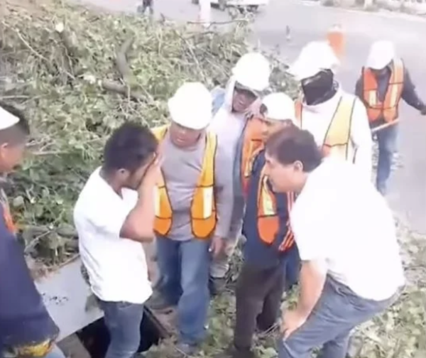 Hombre vive, por dos años, en un registro subterráneo de la CFE, en la Autopista Puebla-México