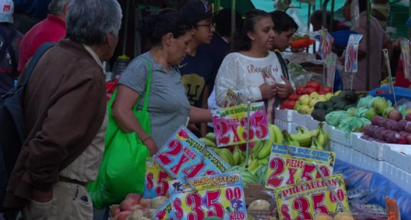 Inflación se acelera en la primera quincena de febrero y se ubica en 3.74%