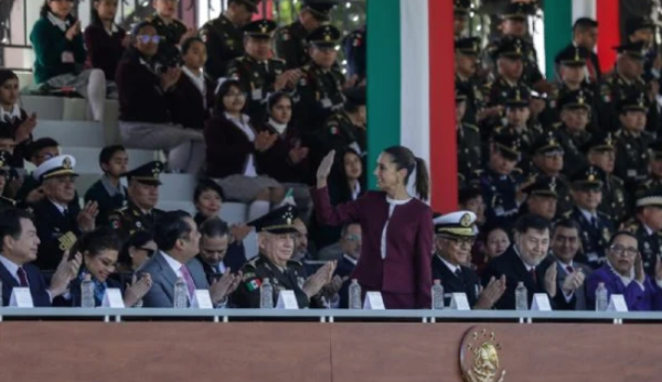 México es libre, independiente y soberano: Sheinbaum en la conmemoración del Día de la Bandera