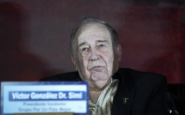 Dr. Simi “se destapa” por tercera vez para el Nobel de La Paz