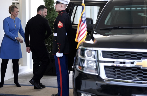 Líderes europeos ofrecen su respaldo de Zelenski tras su discusión con Trump