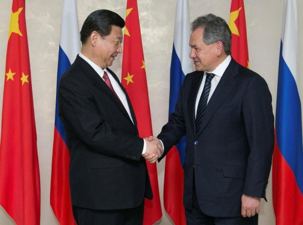 Xi Jinping insta a profundizar la cooperación estratégica entre China y Rusia