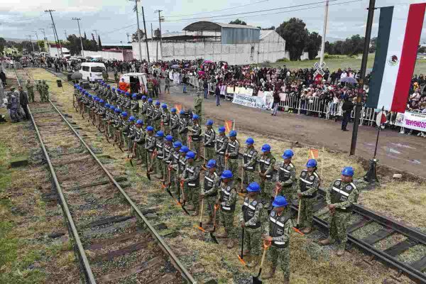 Sedena arrancará construcción de cuatro trenes este año y promete entregarlos en 2026, incluyendo el AIFA-Pachuca