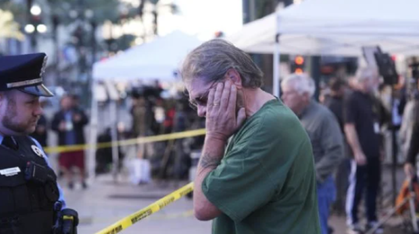 Suman ya 15 los muertos por ataque en Nueva Orleans; conductor llevaba una bandera del Estado Islámico