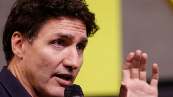 Justin Trudeau podría dimitir como líder del Partido Liberal este lunes, según medios