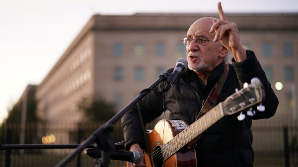 El cantante y compositor de folk, Peter Yarrow, murió a los 86 años