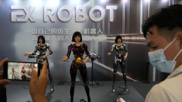 China impulsa el uso de robots humanoides para el cuidado de ancianos