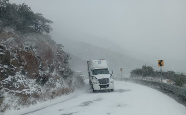 Cierran tramos carreteros Janos-Agua Prieta y Janos-Ascensión por Tormenta Invernal