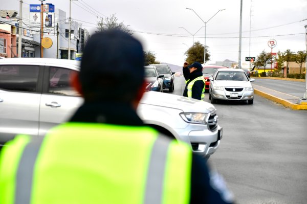 Implementa SSPE operativo vial ante temporada de bajas temperaturas en Chihuahua