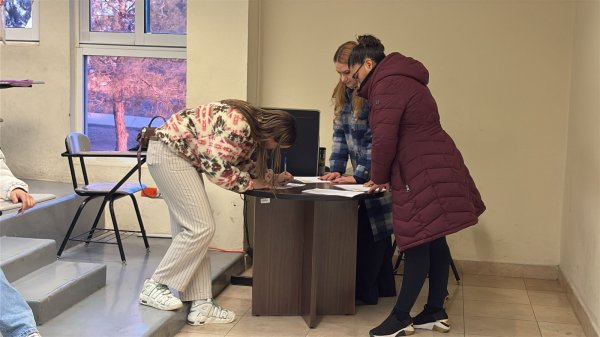 Iniciarán su servicio social estudiantes de la Lic. En Salud Pública y Terapia Física de la UACH