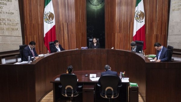 Tribunal Electoral avala la imposibilidad del INE para ejecutar el voto desde el extranjero en la elección judicial