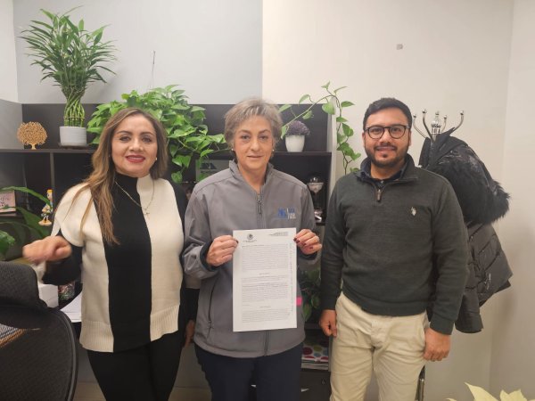 Culminan 443 trabajadores de 17 empresas sus estudios de secundaria en el Ichea