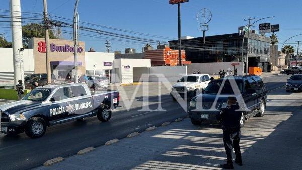 Ataque armado en estacionamiento de banco deja una mujer herida y un hombre sin vida