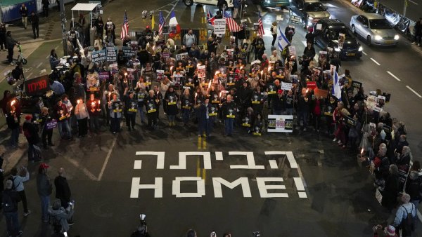 Medios: Los primeros rehenes israelíes serán liberados el domingo a las 16:00 horas