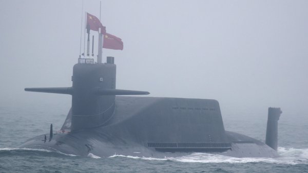 China crea el primer dron del mundo que se lanza desde un submarino