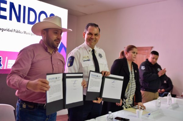 Fortalece SSPE la seguridad en Casas Grandes con nueva entrega de equipo