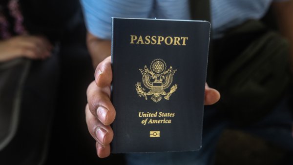 Suspenden en EU las solicitudes de pasaportes con marcadores de sexo 'X'