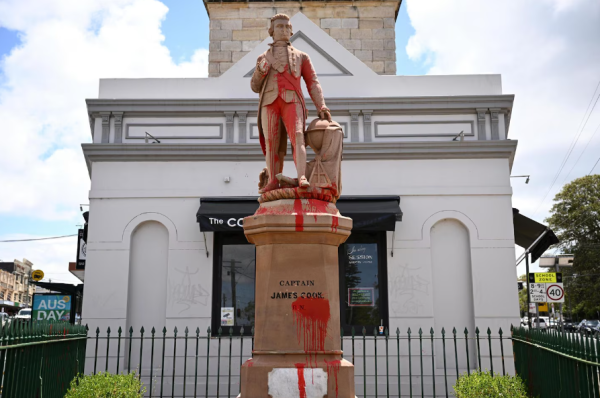 Vandalizan una estatua del capitán Cook en Sídney antes de la celebración del día nacional