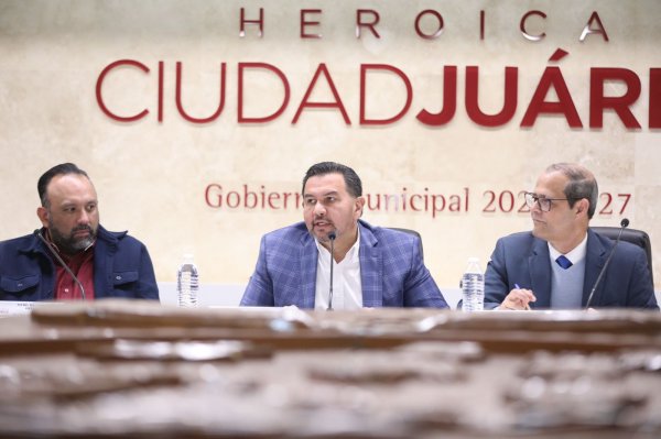 Invita Pérez Cuéllar a seguir avanzando en la Mejora Regulatoria