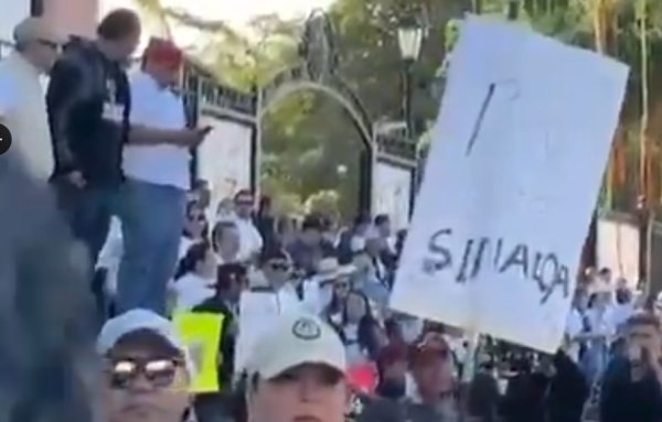 Arranca segunda marcha contra “narco gobierno” en Sinaloa