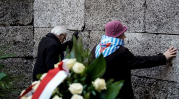 Sobrevivientes de Auschwitz conmemoran el 80vo aniversario de la liberación del campo