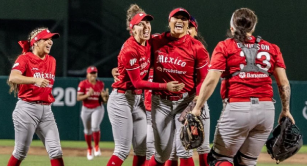 La estadounidense Megan Faraimo lanza el primer juego perfecto en la historia de la Liga Mexicana de Softbol