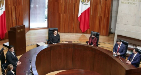 Tribunal Electoral violó la ley y se extralimitó al permitir al Senado elegir a candidatos de la elección judicial por tómbola: Universidad de Stanford