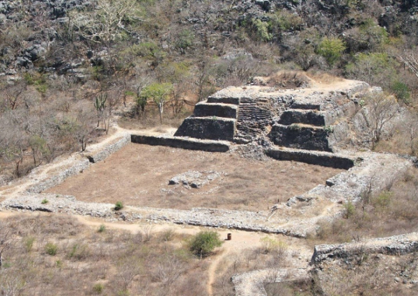 Descubren una nueva ciudad fortificada precolombina en Oaxaca