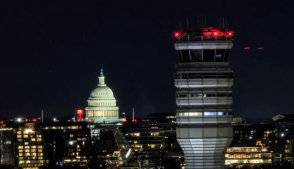 La noche del accidente en Washington había un solo controlador de vuelos para aviones y helicópteros