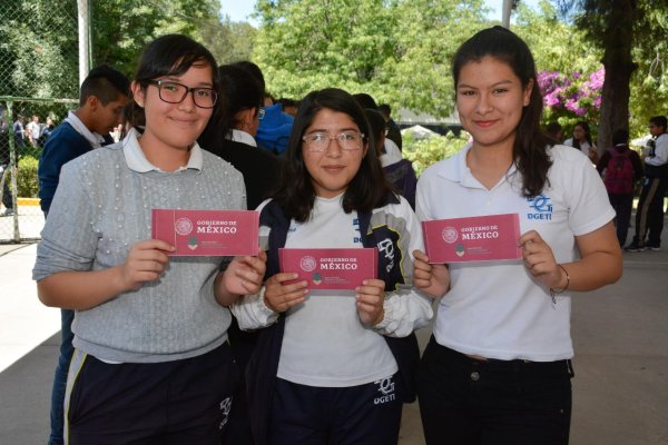 Irregularidades en las Becas del Bienestar: hicieron pagos a un centenar de estudiantes que habían fallecido