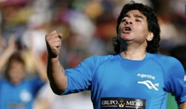 Comienza el juicio por la muerte de Maradona: ¿hubo negligencia en la atención médica?