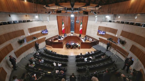 Tribunal Electoral rechaza ordenar al INE que indague a ministras por actos de campaña anticipados